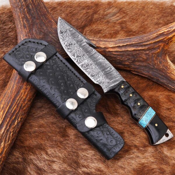 "Dragon's Claw: Handcrafted Damascus Steel Knife with Turquoise and Black Wood Handle" - Image 2