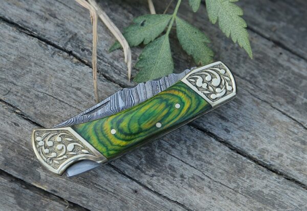 Damascus Steel Hunting Knife with Green Wooden Handle - Image 6
